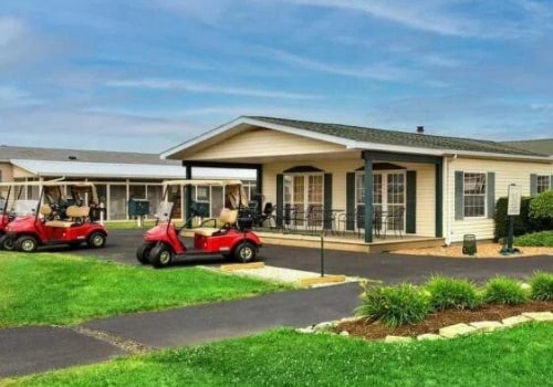 Designing Manufactured Homes for Comfort Near Golf Courses